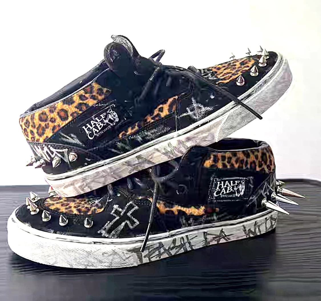 Revenge Madeo 디자이너 스터드 커스텀 치타 레오파드 반스하프캡 상품이미지1