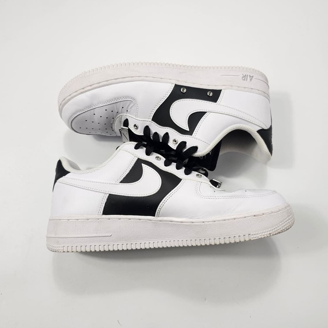 나이키 에어포스 1 화이트 블랙 265 상품이미지3