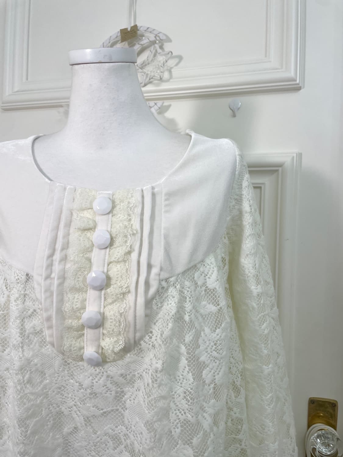 creamwhite lace velvet mini opc 상품이미지7