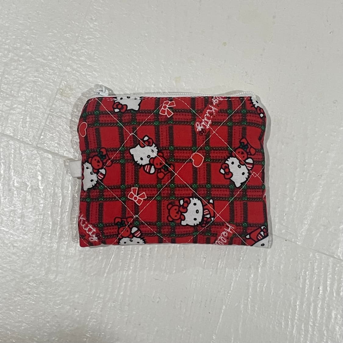 [ 핸드메이드 ] 헬로키티 레드 초록 체크 원단 미니 지퍼 카드지갑 상품이미지2