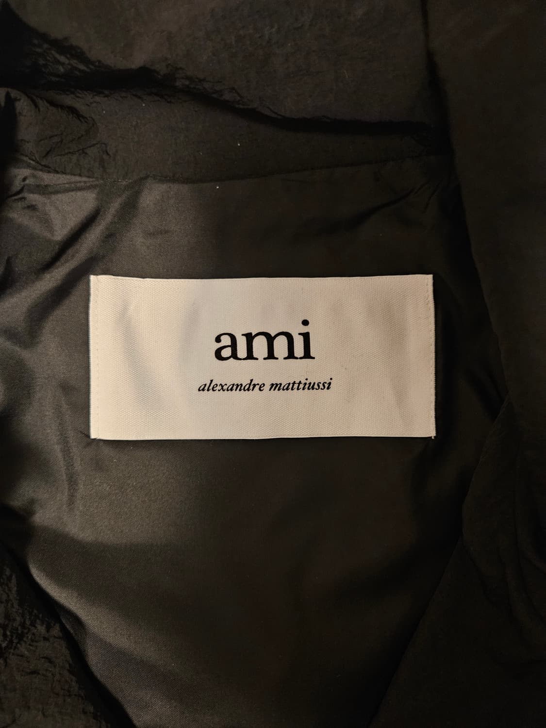 아미(ami) 톤온톤 로고 블랙 바람막이 L 사이즈 판매합니다(최종가) 상품이미지2