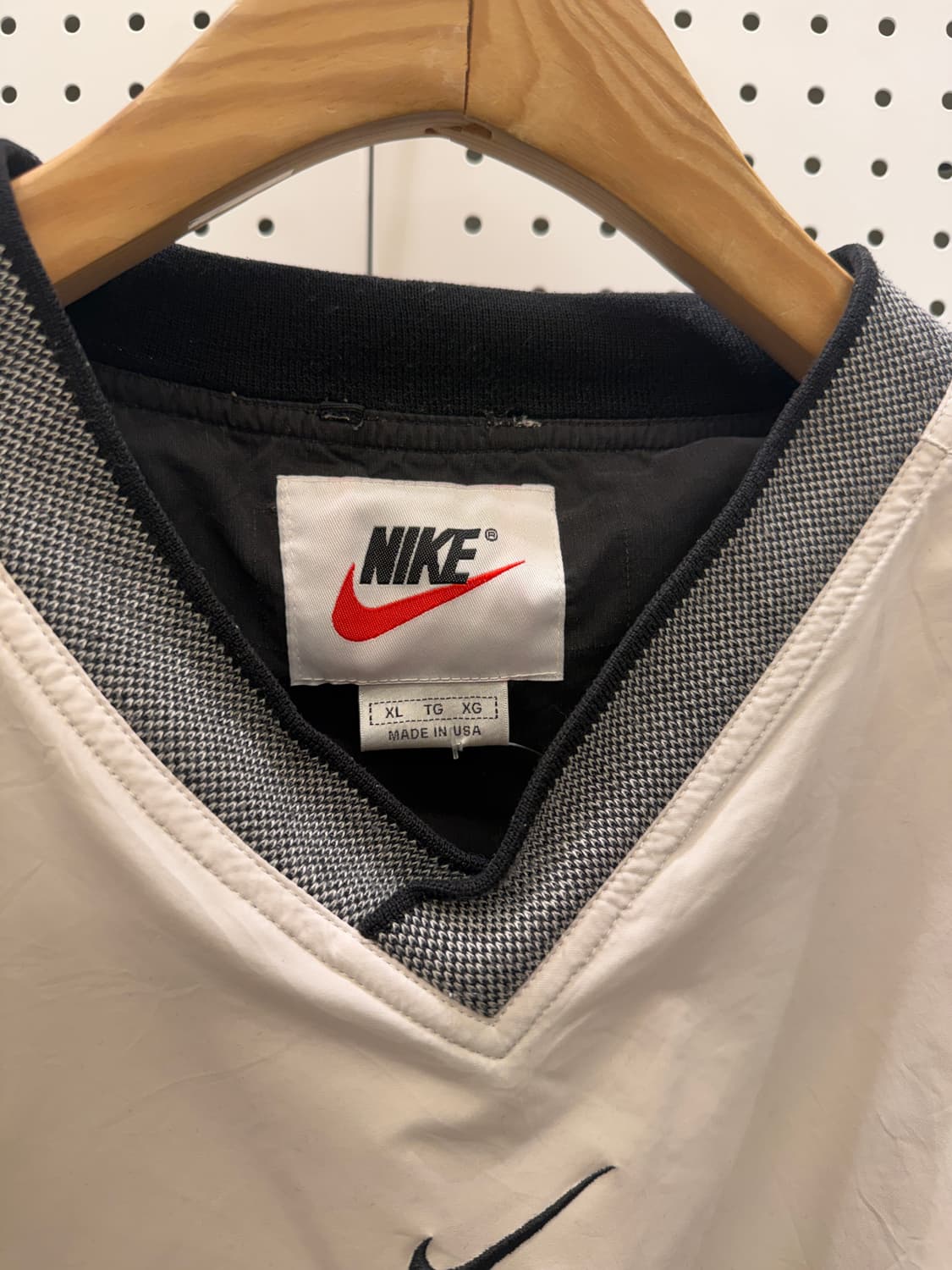 나이키 스우시 브이넥 나일론 웜업 U836 상품이미지5