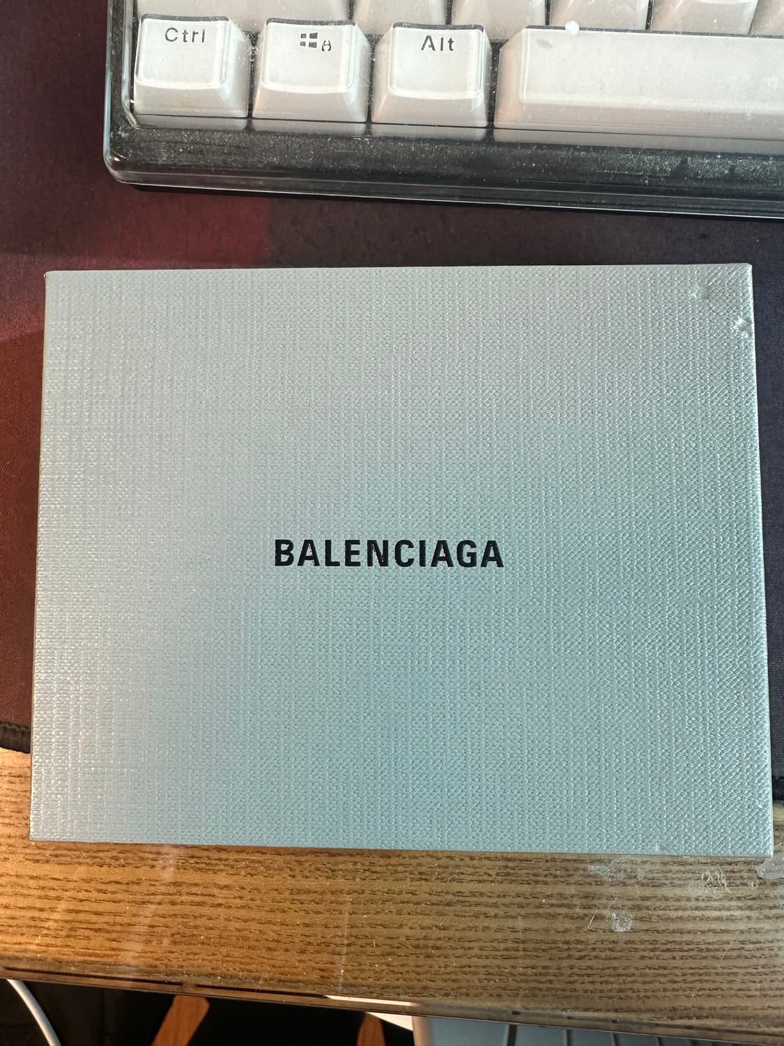 발렌시아가 그레이니 레더 카드지갑 상품이미지5