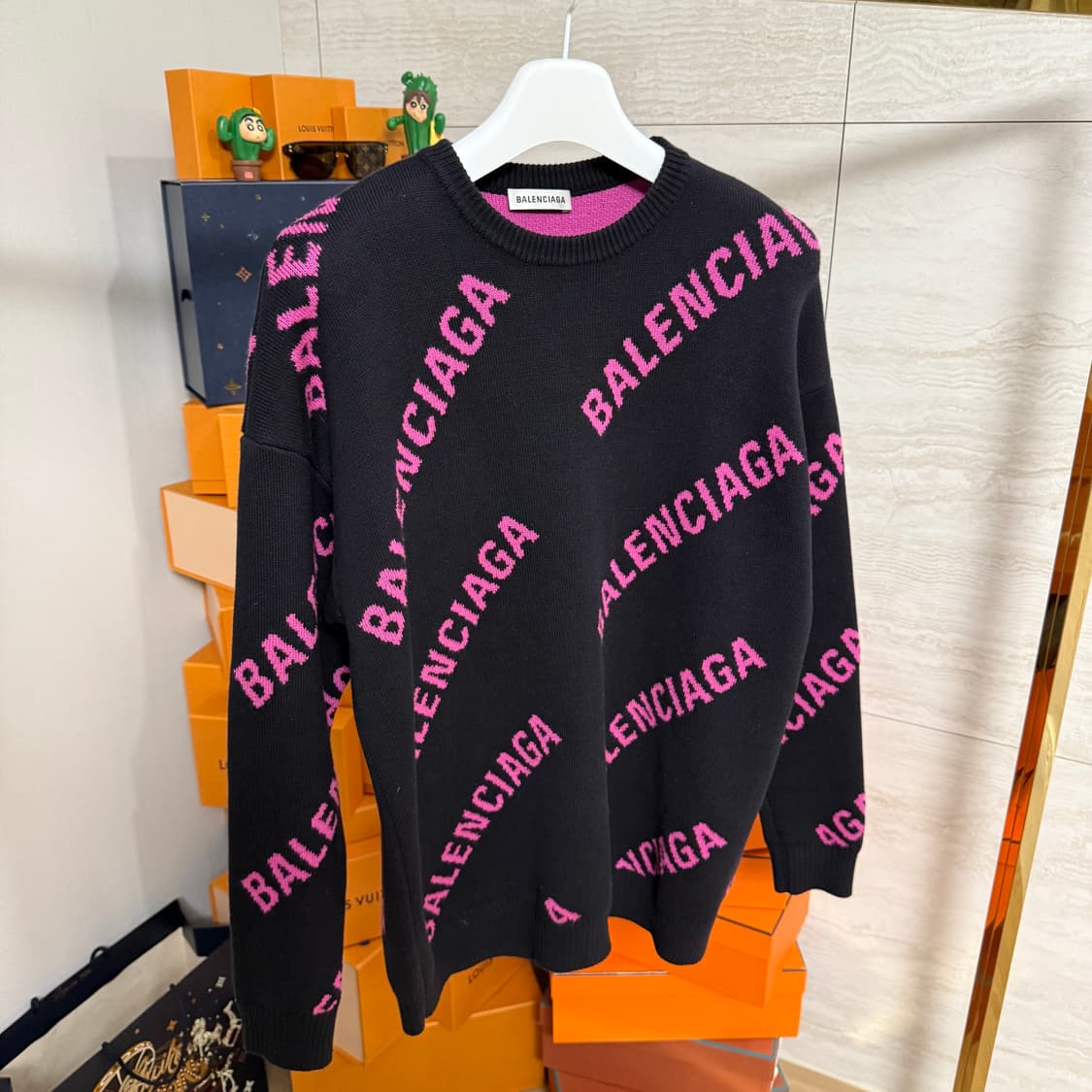 [S사이즈]발렌시아가 멀티로고 니트 상품이미지2