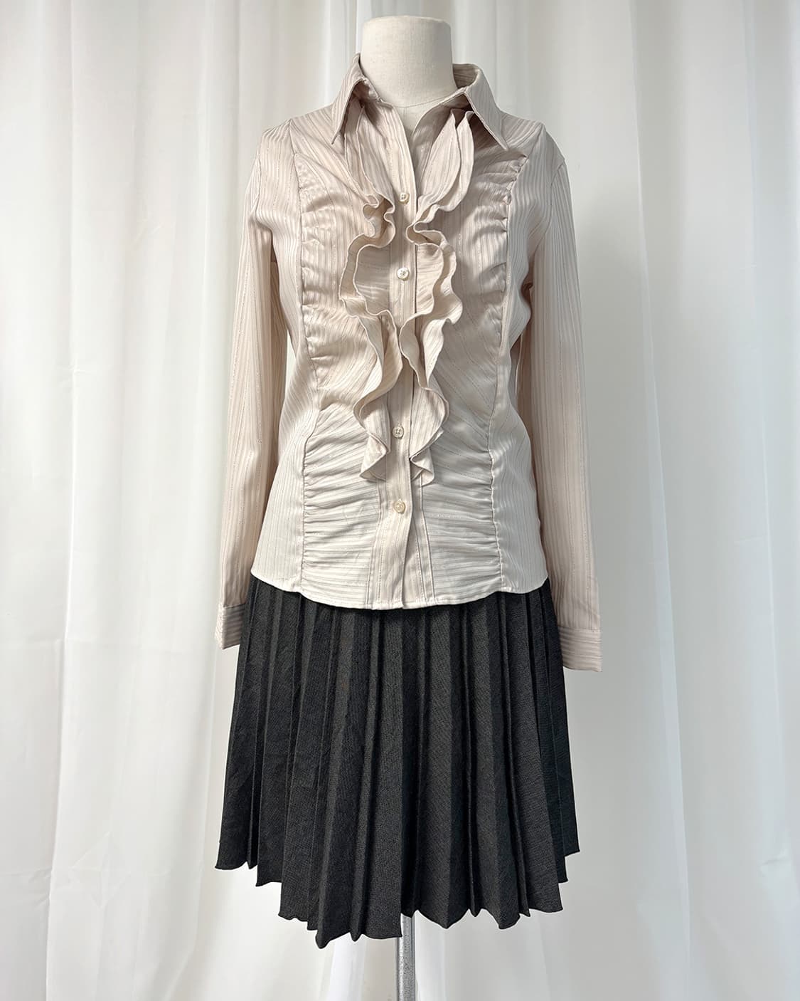 바닐라 베이지 프릴 긱시크 슬림 셔츠 상품이미지1