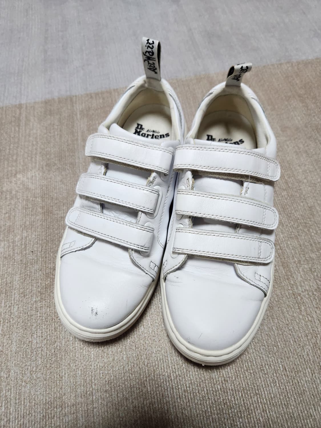 닥터마틴 단테 스트랩 화이트 상품이미지1