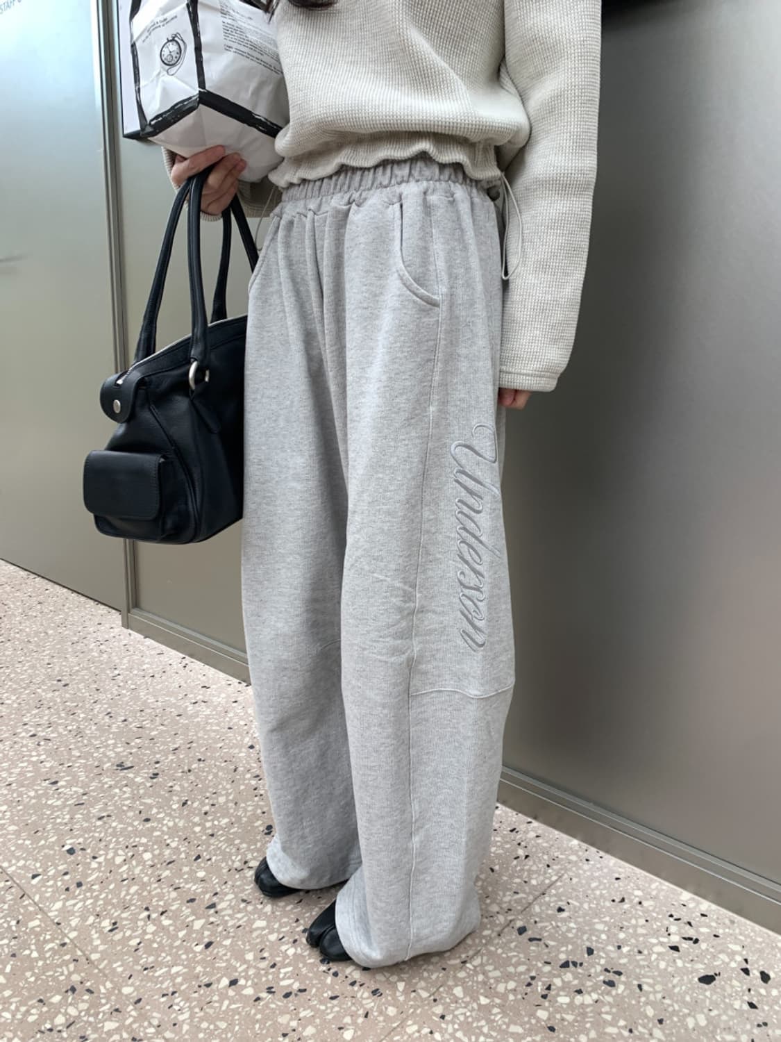 급처)언더슨 애플팬츠 그레이 새상품 상품이미지1