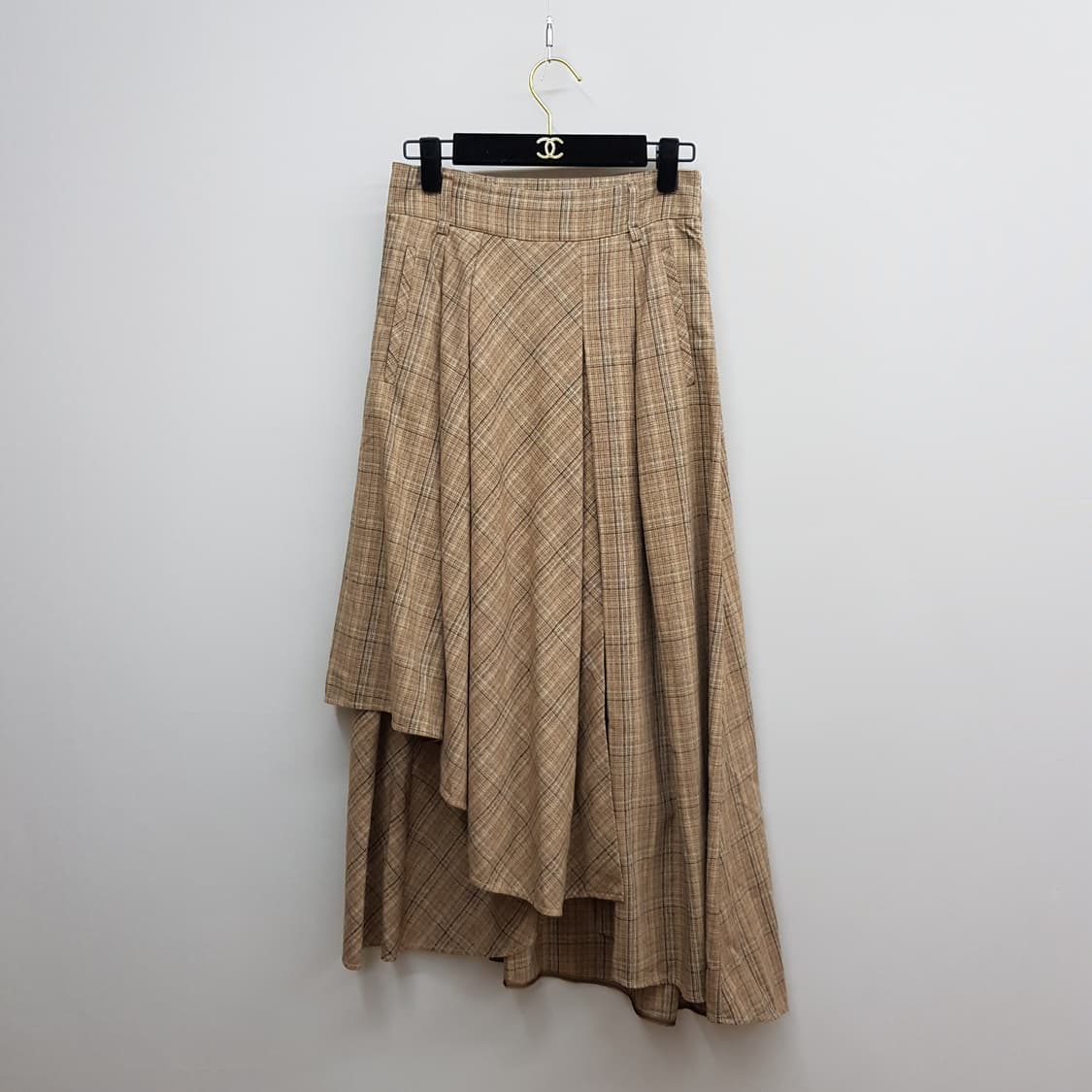 한섬 시스템 SYSTEM 2022 언발란스 헴 스커트 64-94사이즈 상품이미지2