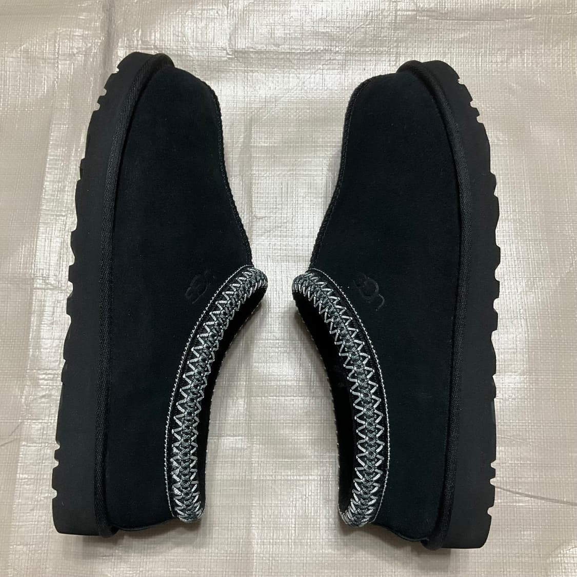 어그 타스만 블랙 280 상품이미지5