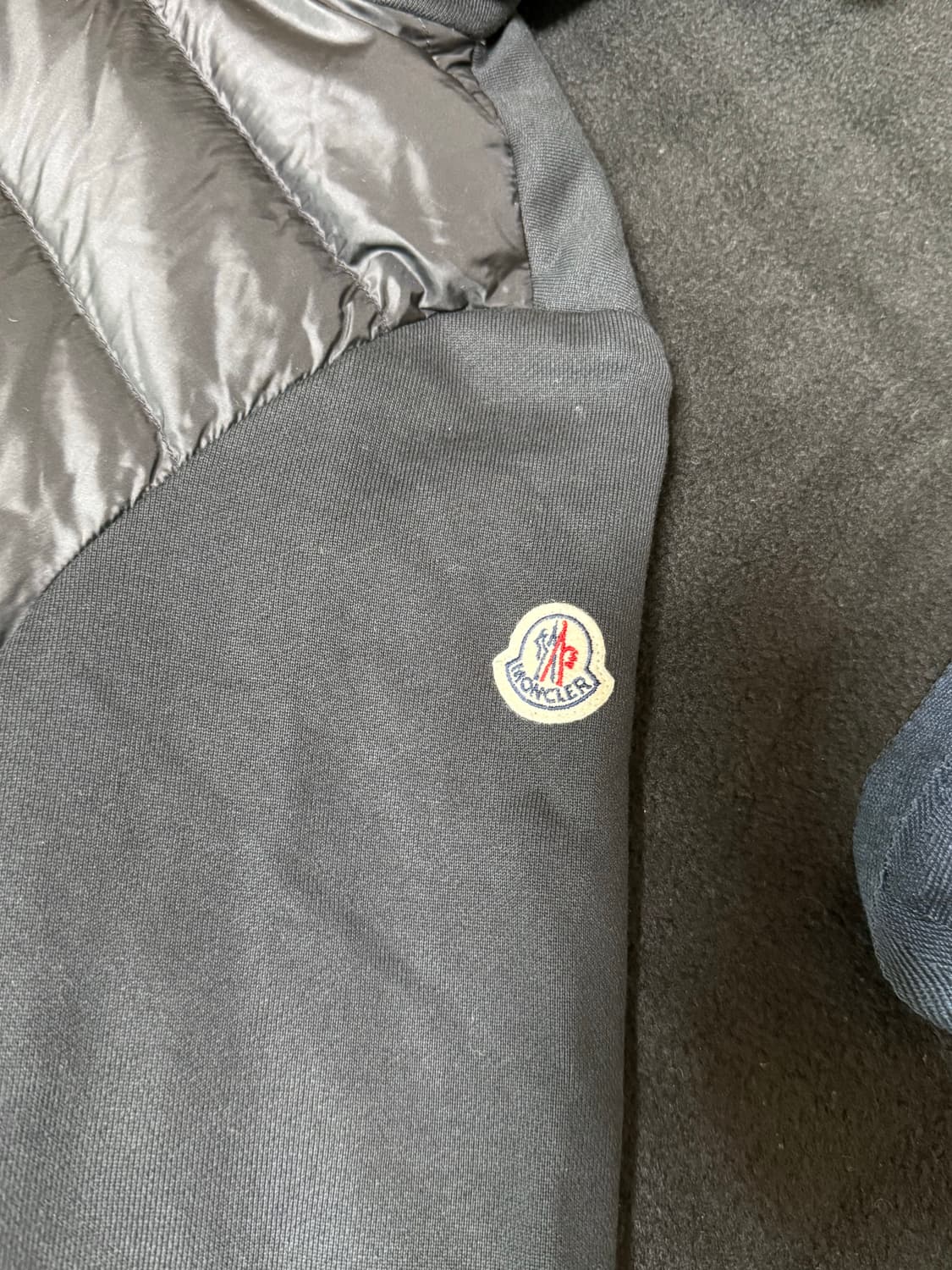 몽클레어 니트패딩 후드집업 상품이미지4