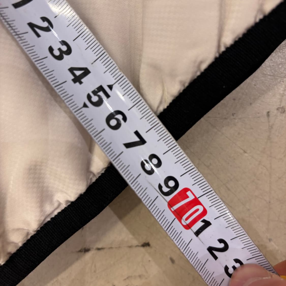 아디다스 스몰로고 투톤 누빔 자켓 상품이미지5