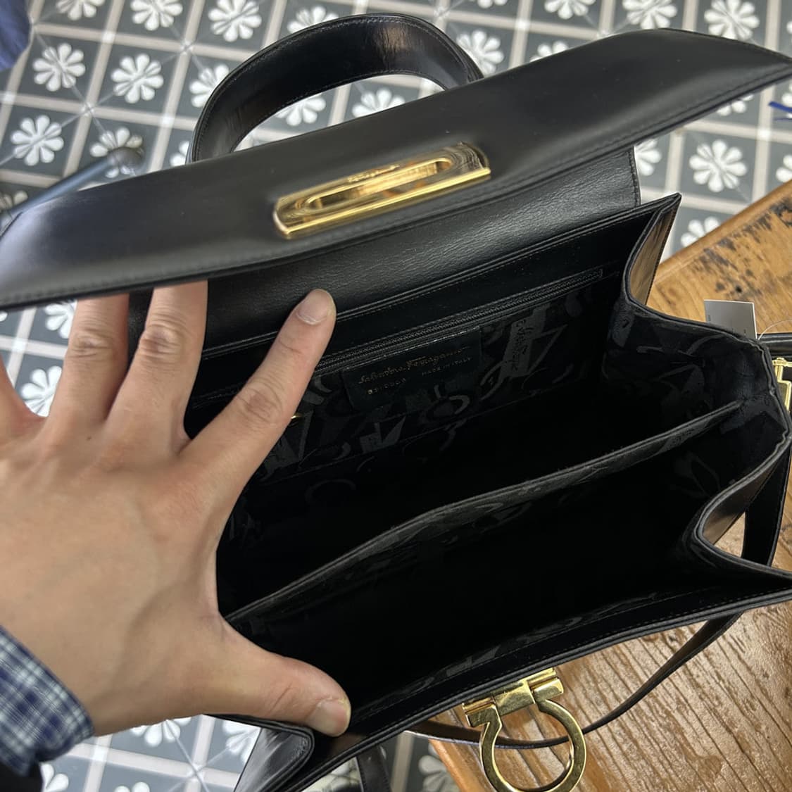 16557 - 페레가모 간치니 켈리 탑 핸들백 상품이미지8