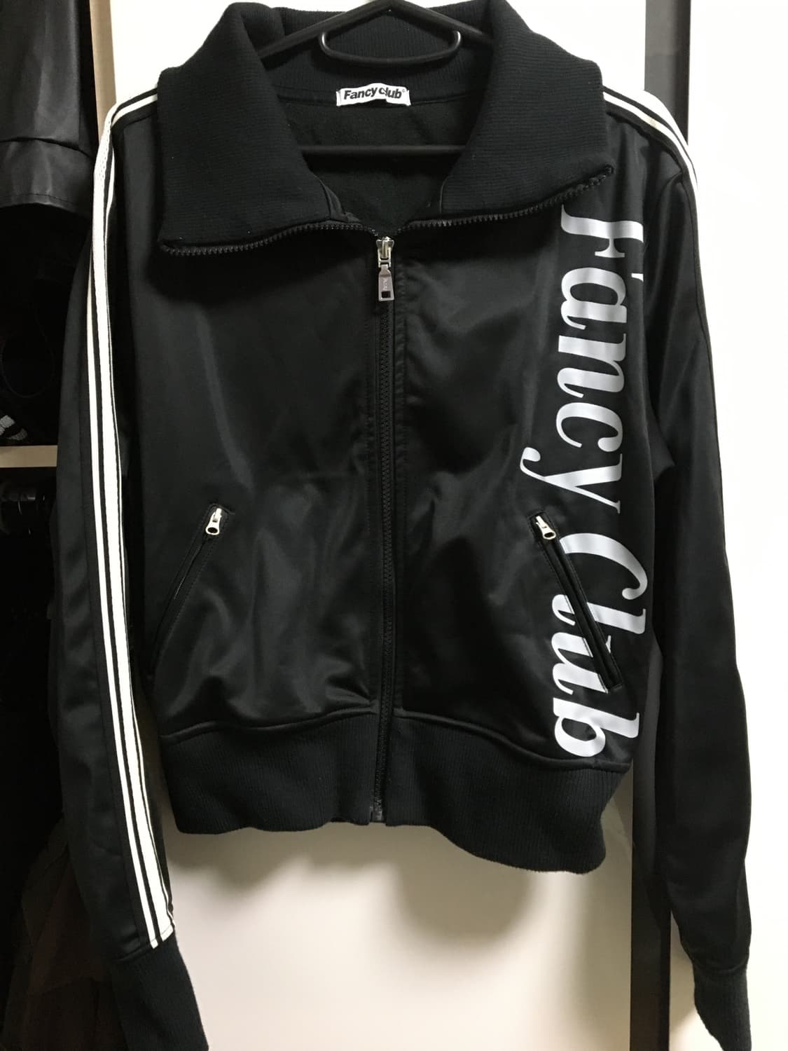 팬시클럽 라인 져지 트랙 집업 블랙 상품이미지1