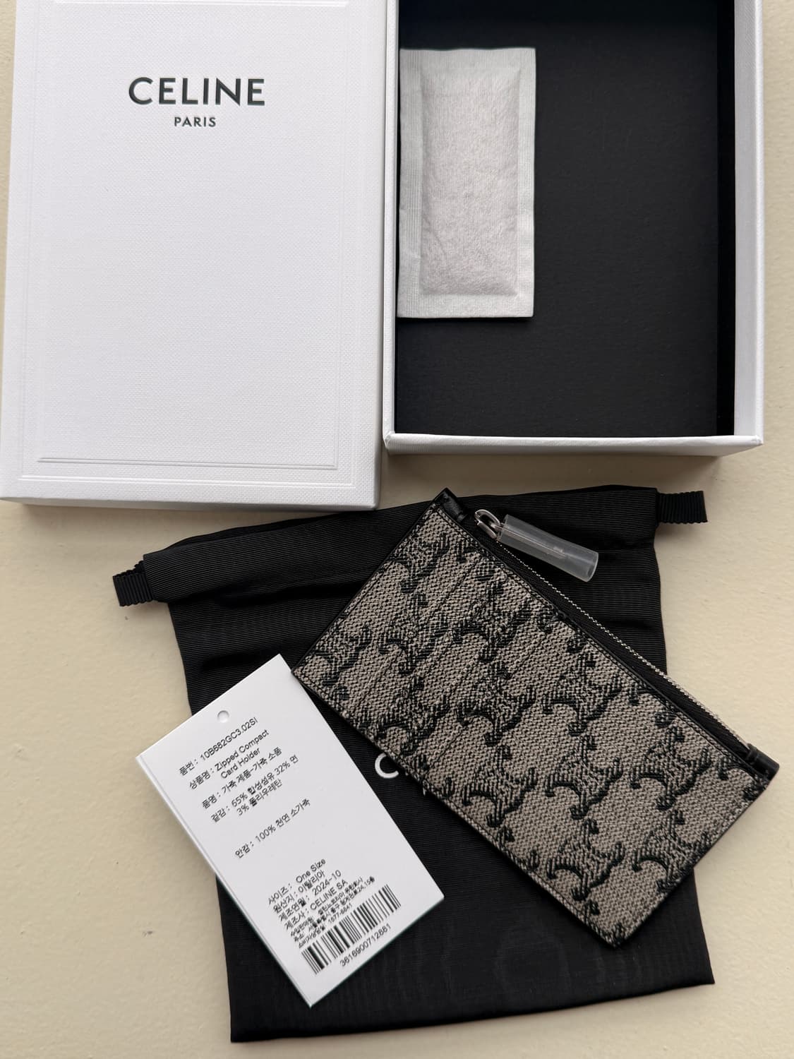 셀린느 트리옹프 카드 지갑(새제품) 상품이미지3