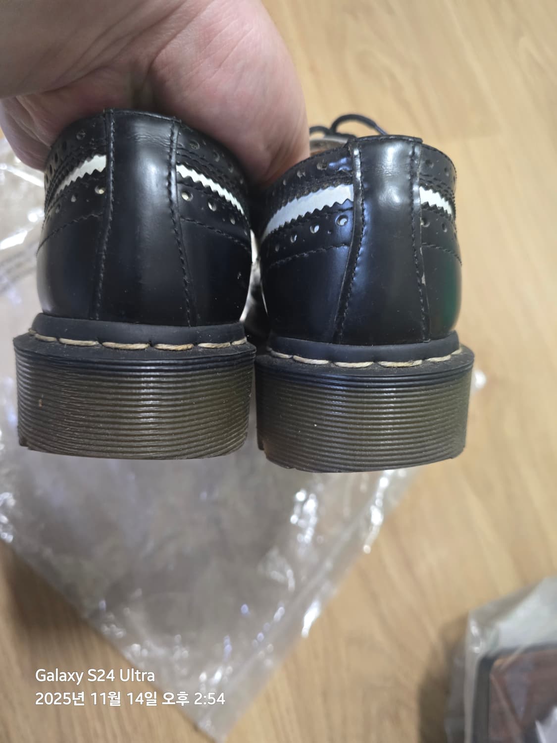 닥터마틴 10458 미키마우스  235/uk4 판매 상품이미지4