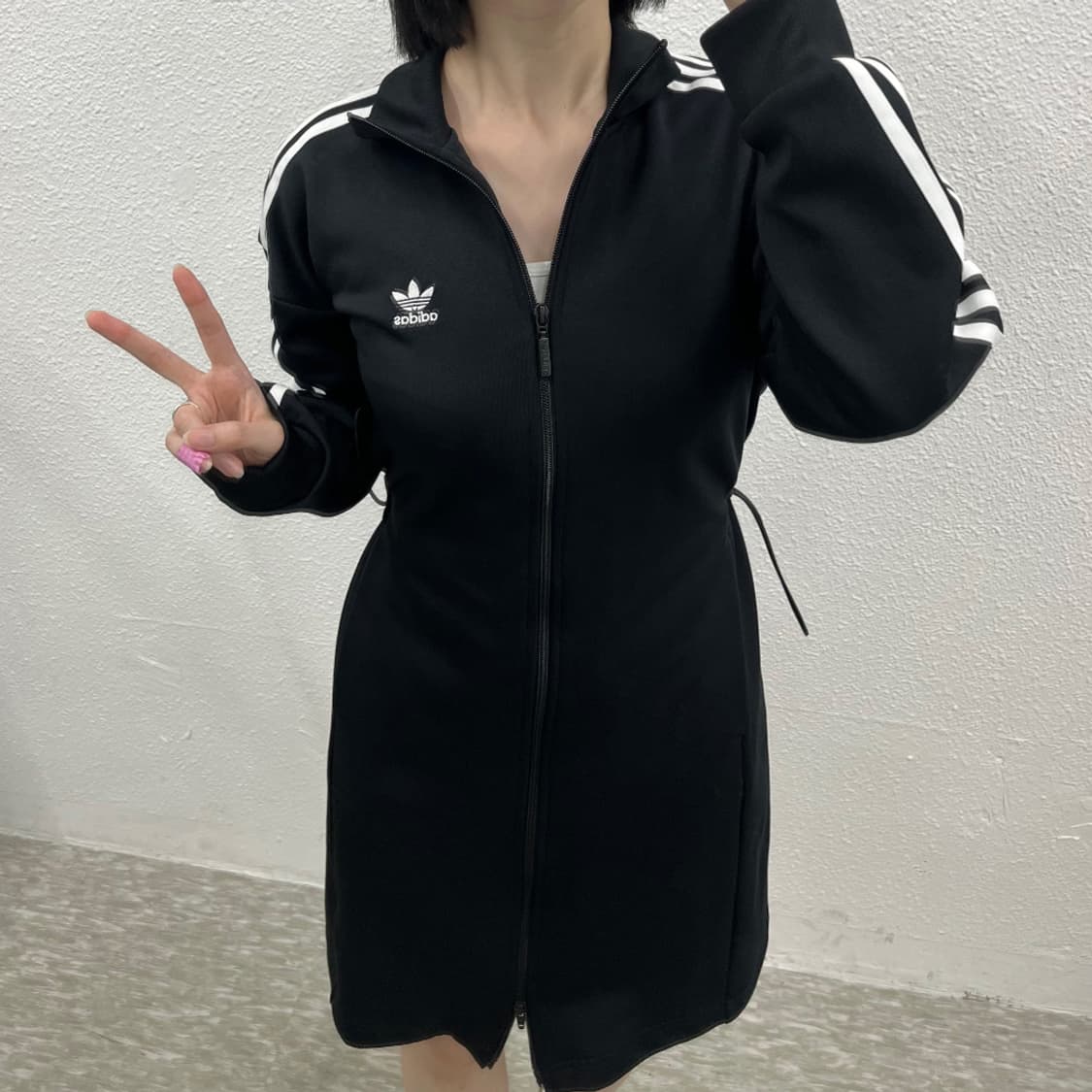 아디다스 사이드스트링 블랙 투지퍼 트랙탑 원피스 S 상품이미지5