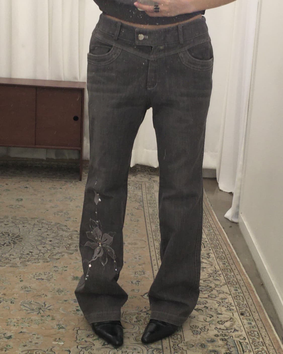 그레이 부츠컷 데님 팬츠 상품이미지1