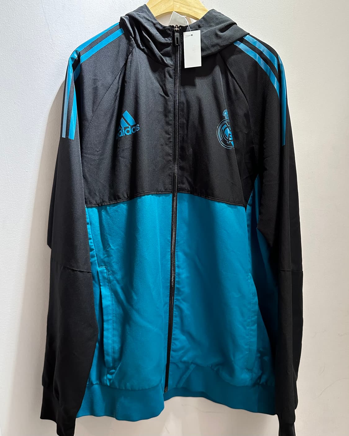 L 아디다스 레알마드리드 블루블랙 바람막이 상품이미지2