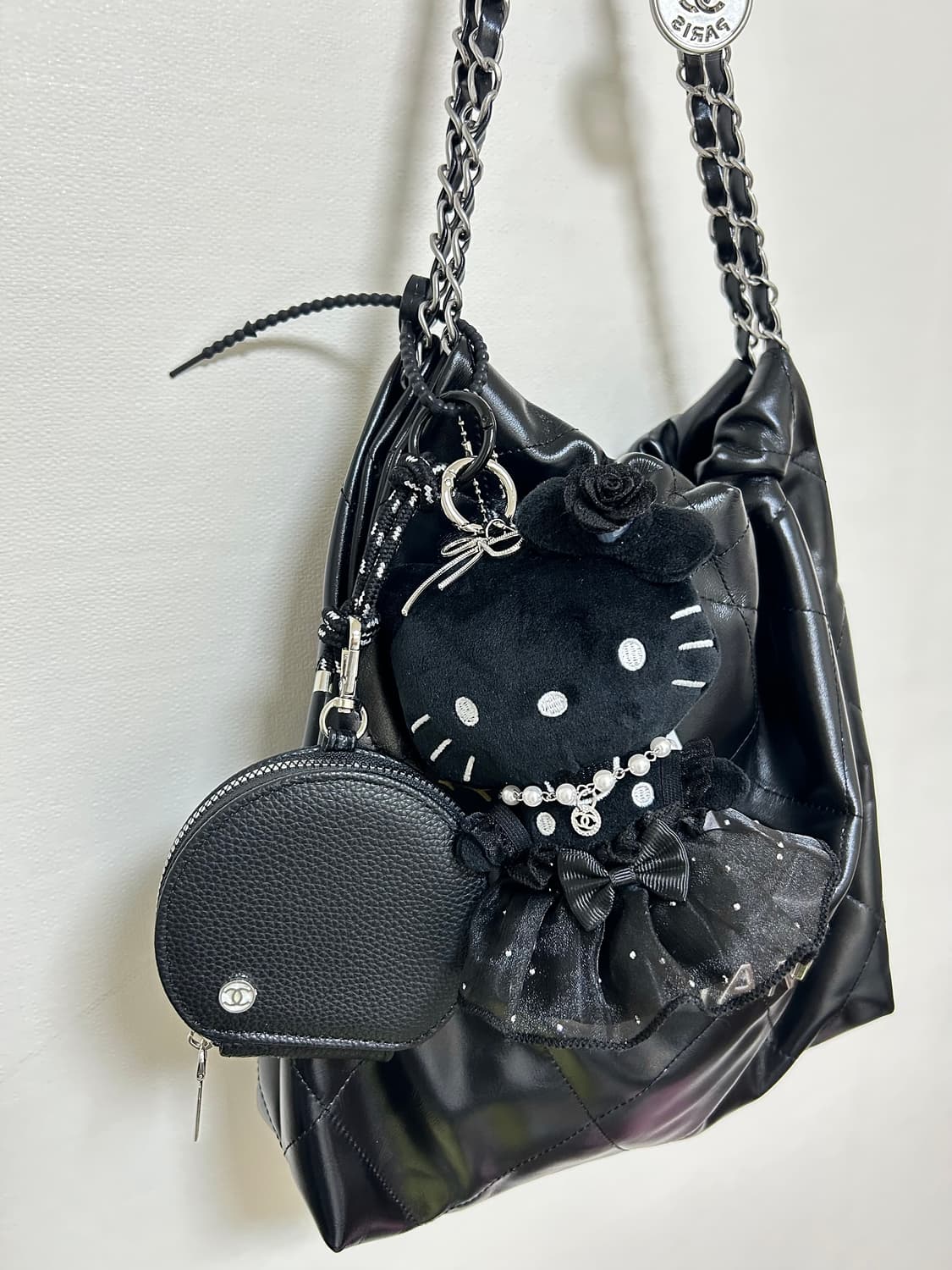 (15) ✨ 블랙벨벳 로즈 키티 커스텀키링 – 시크함의 끝판왕 상품이미지9