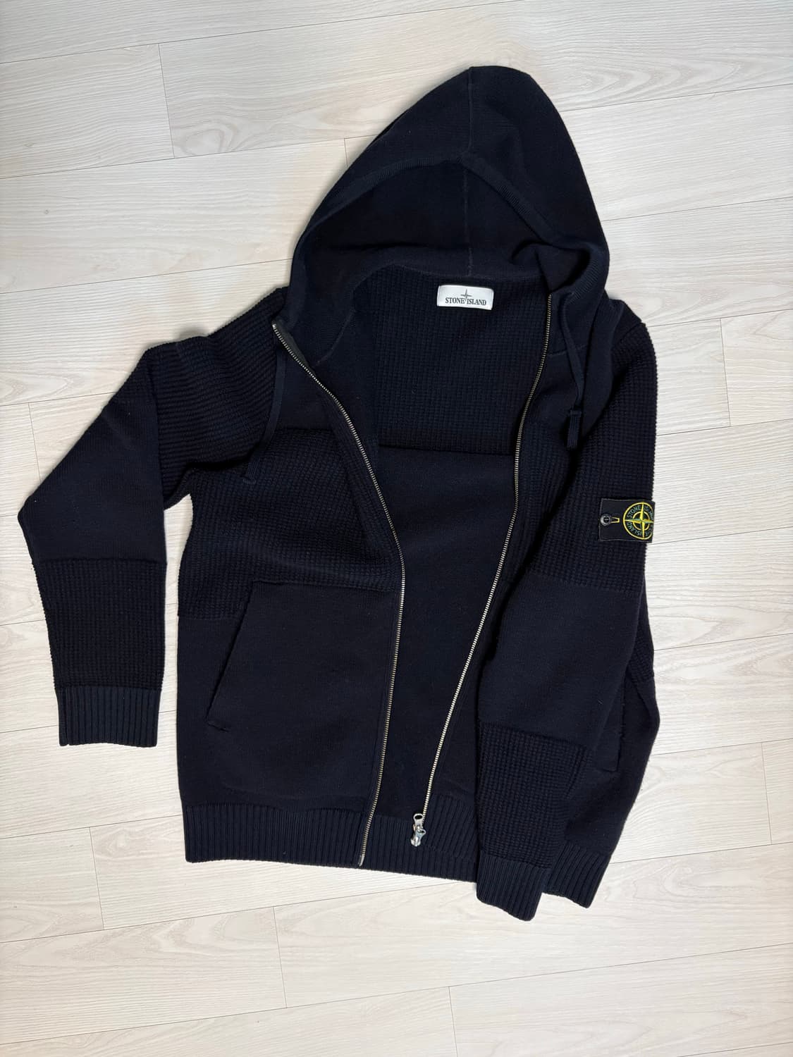 스톤아일랜드 니트 집업 상품이미지1