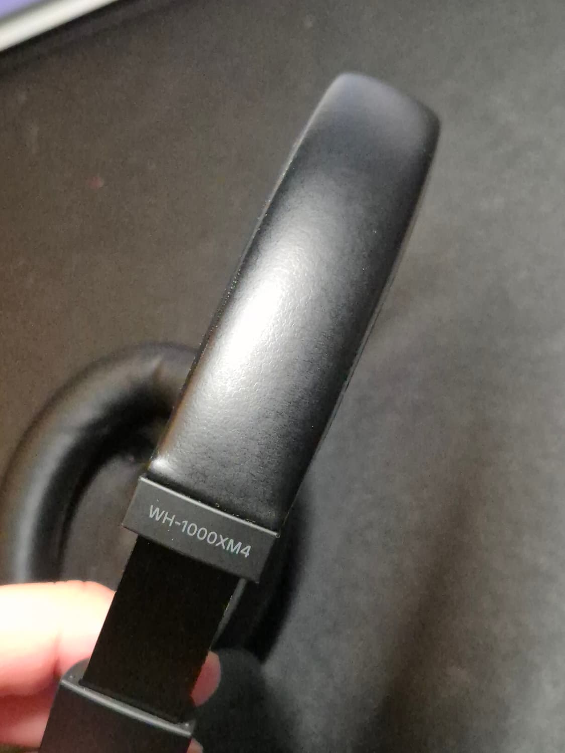 소니 WH-1000 XM4 헤드폰 블랙 상품이미지4