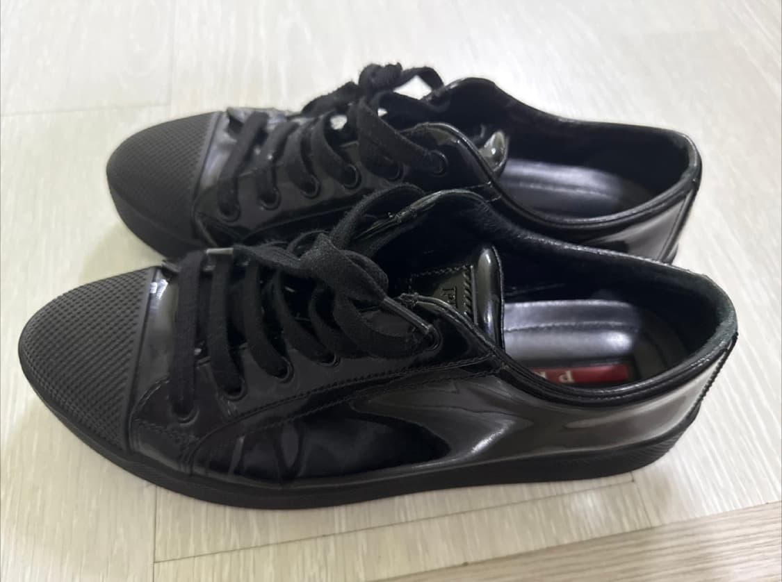 Prada(정품!)블랙 스니커즈 245사이즈 신을수 있습니다 상품이미지1