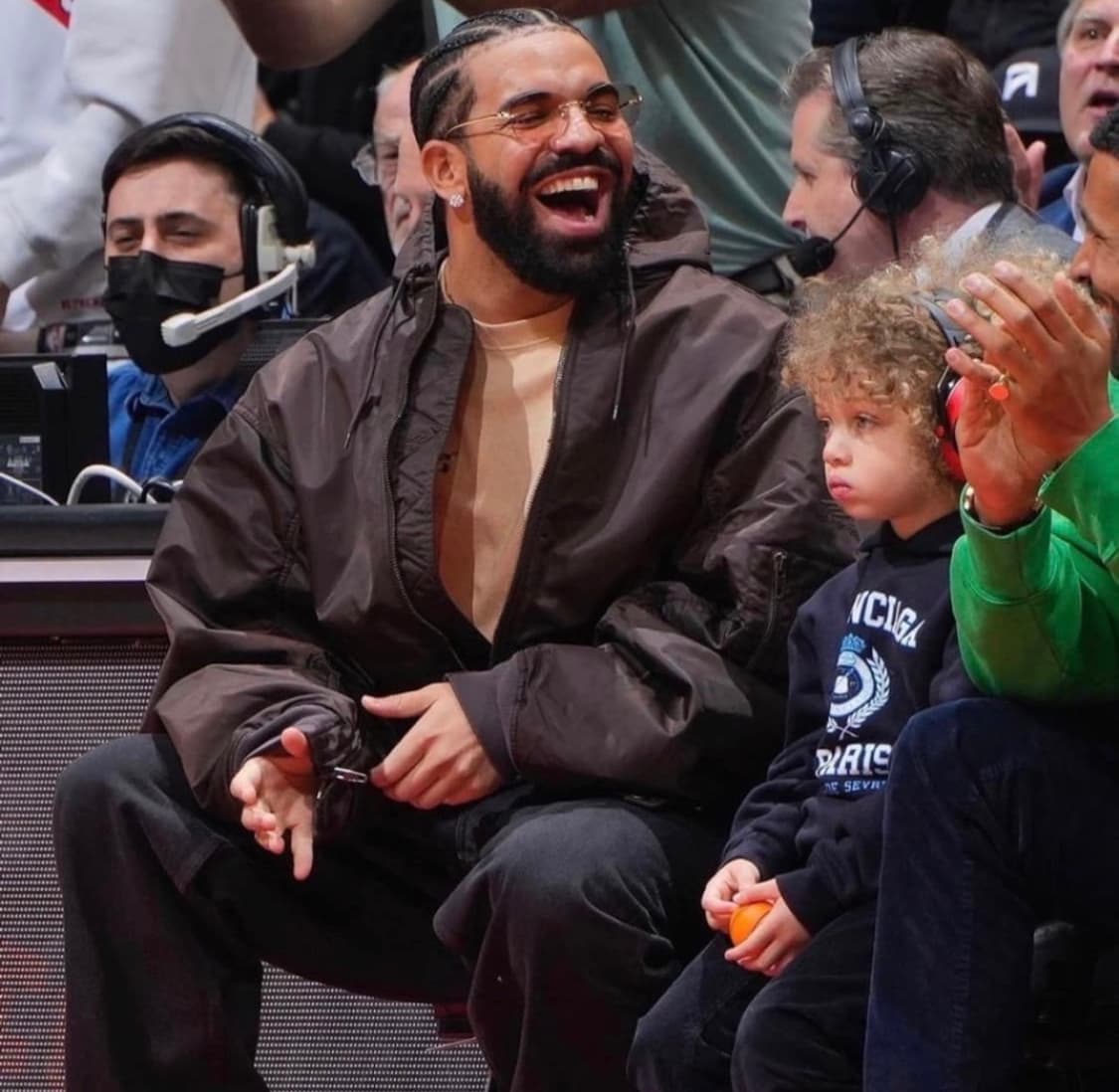 발렌시아가 3b 후드 봄버 상품이미지4