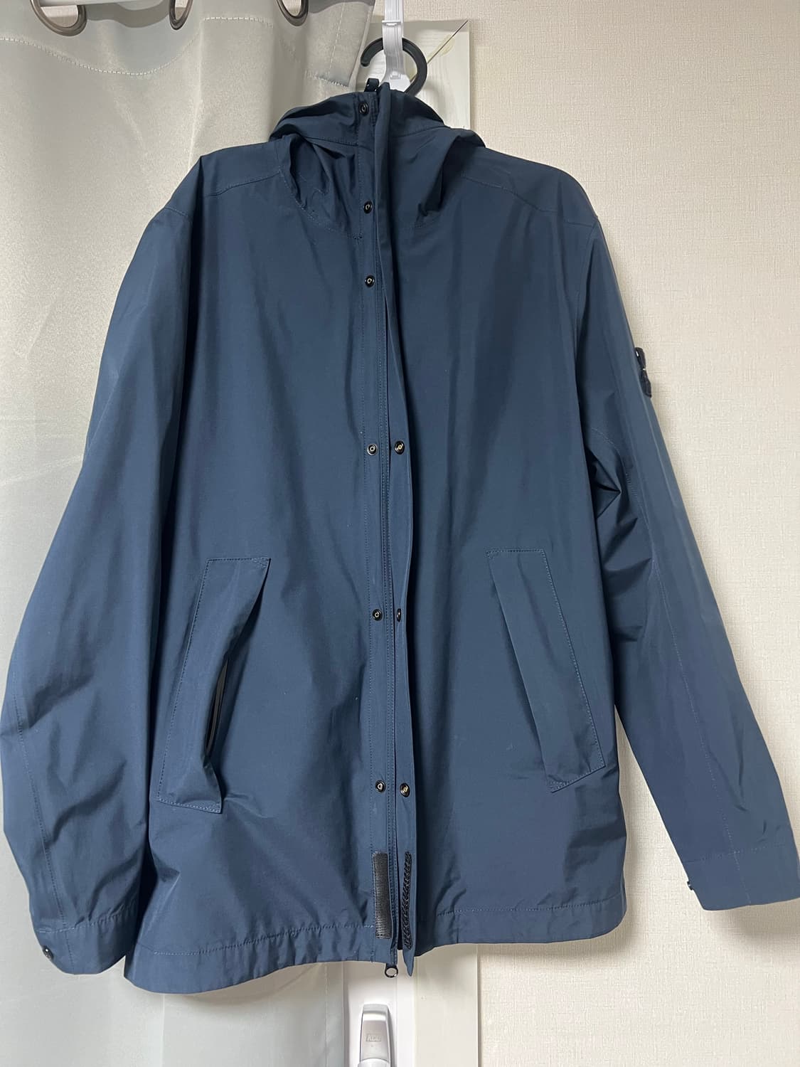 스톤아일랜드 고어텍스 바람막이 m 상품이미지1