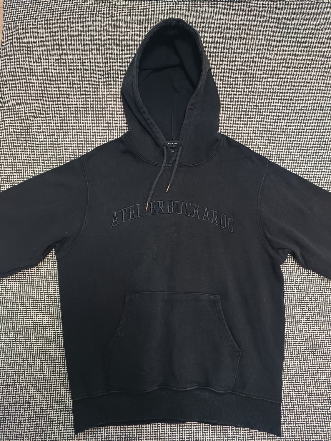 버카루(BUCKAROO) 아뜰리에 자수 후드티 상품이미지2