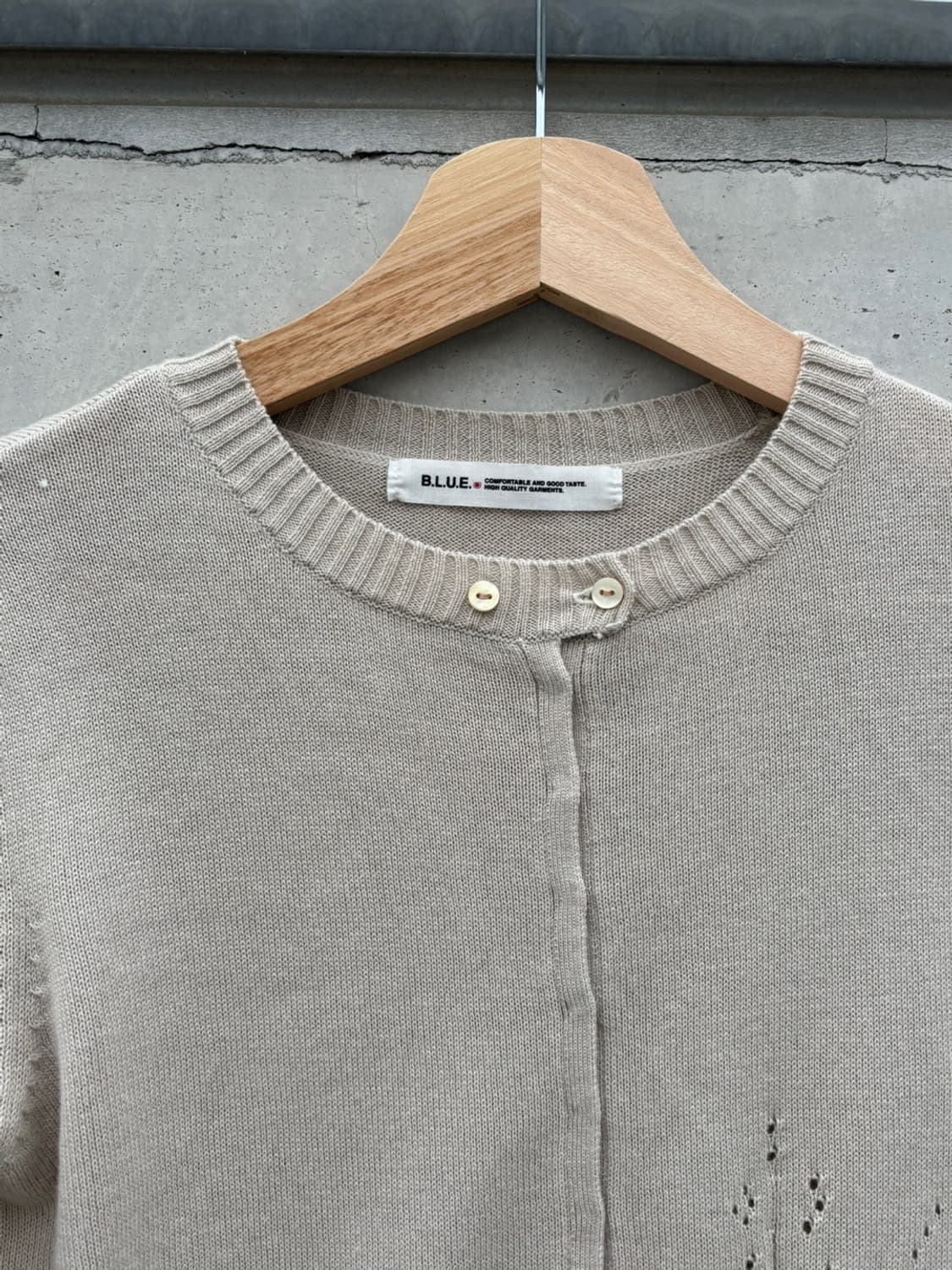 Beige Punching Knit 상품이미지7