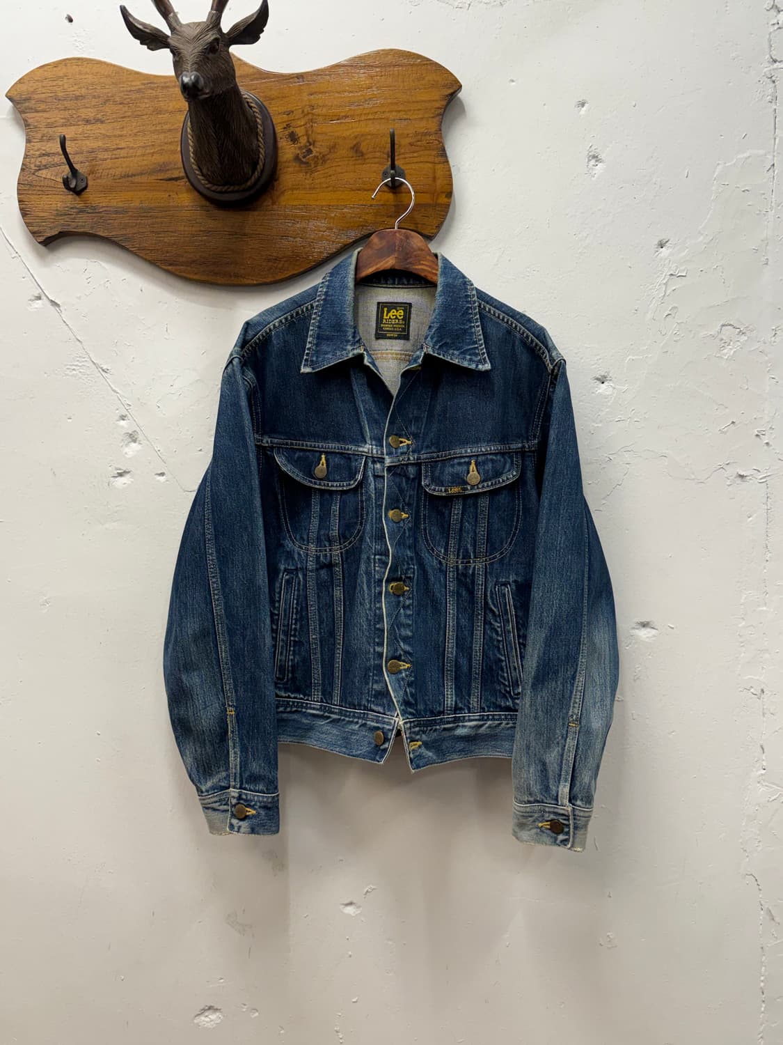 L) Lee RIDERS Denim Trucker Jacket  상품이미지2
