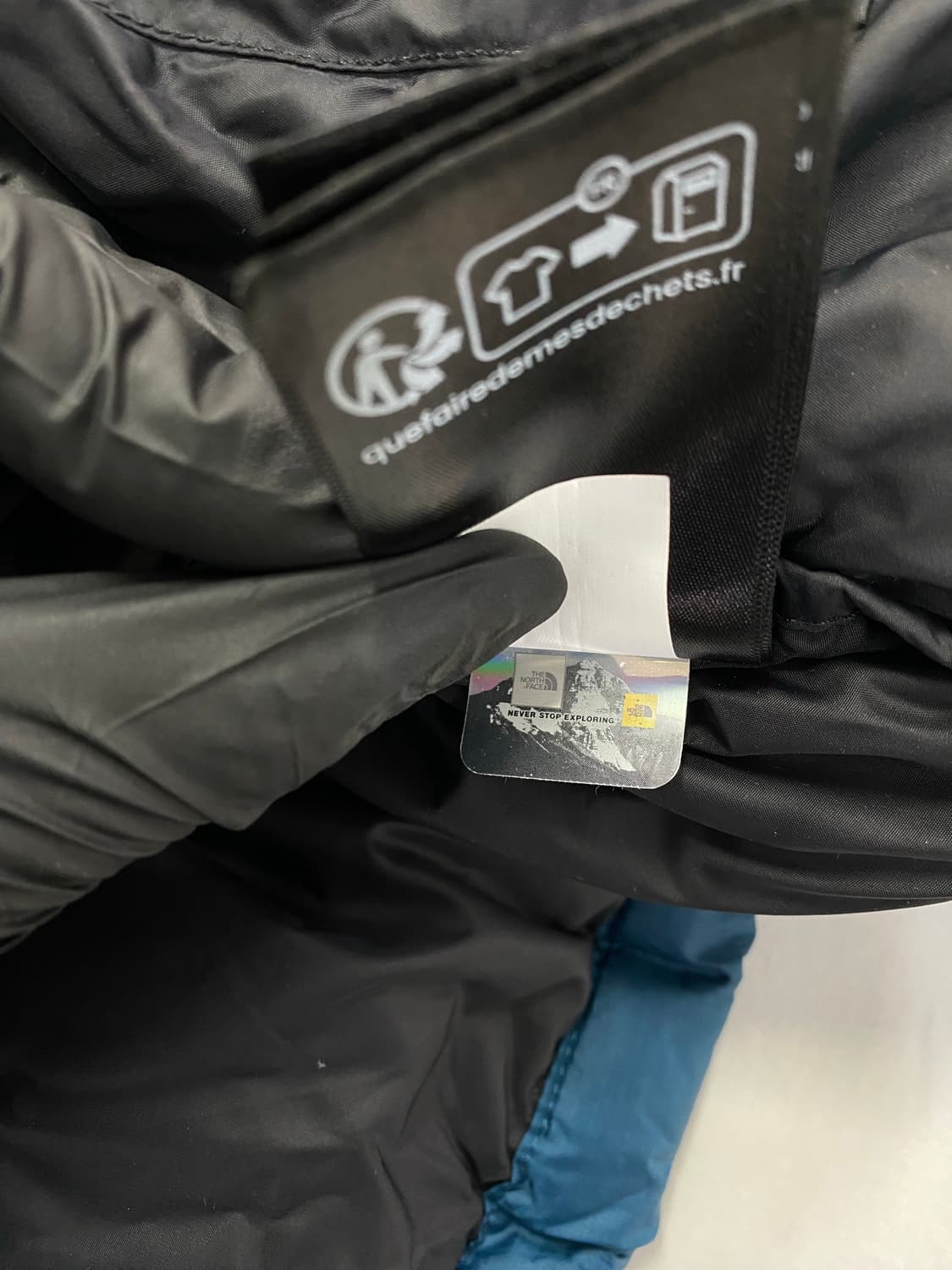 노스페이스 TNF 1996 레트로 눕시 700 패딩 M 상품이미지8