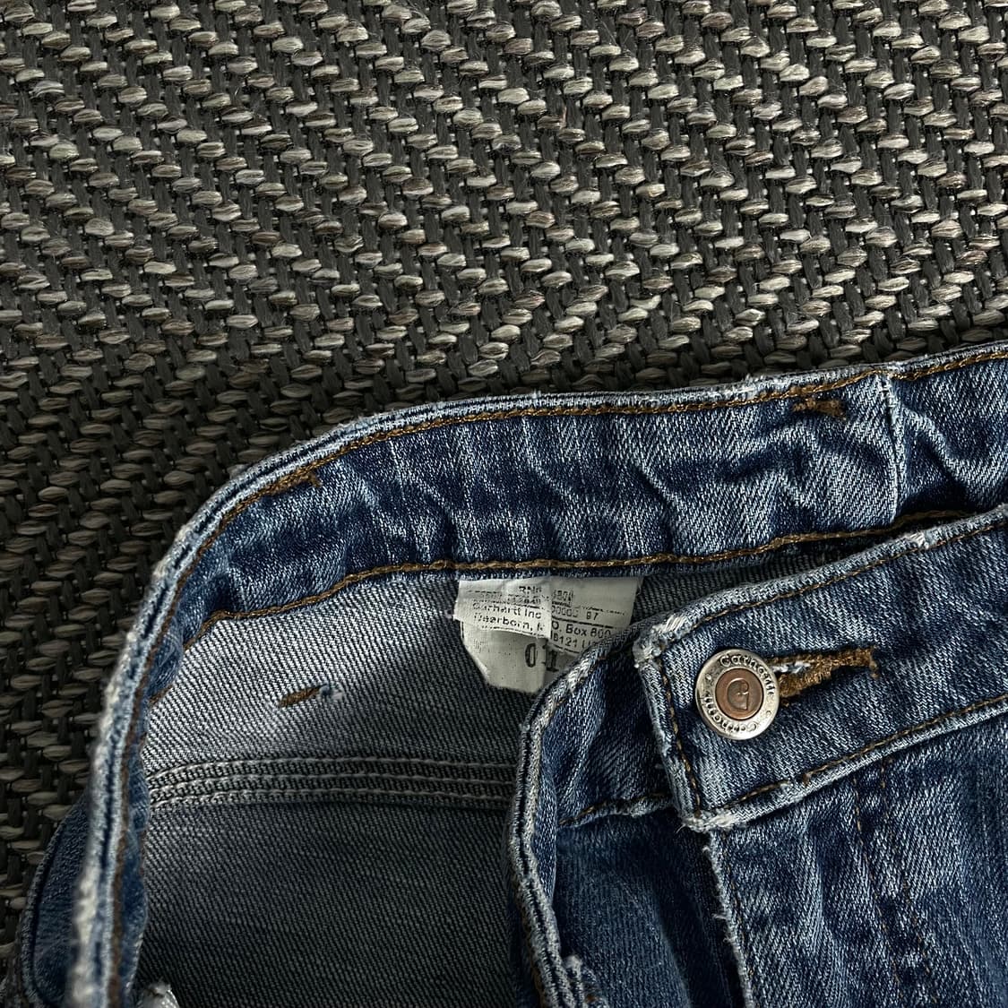 칼하트 오리지날 포켓 로고 데님 팬츠o 3238 상품이미지5