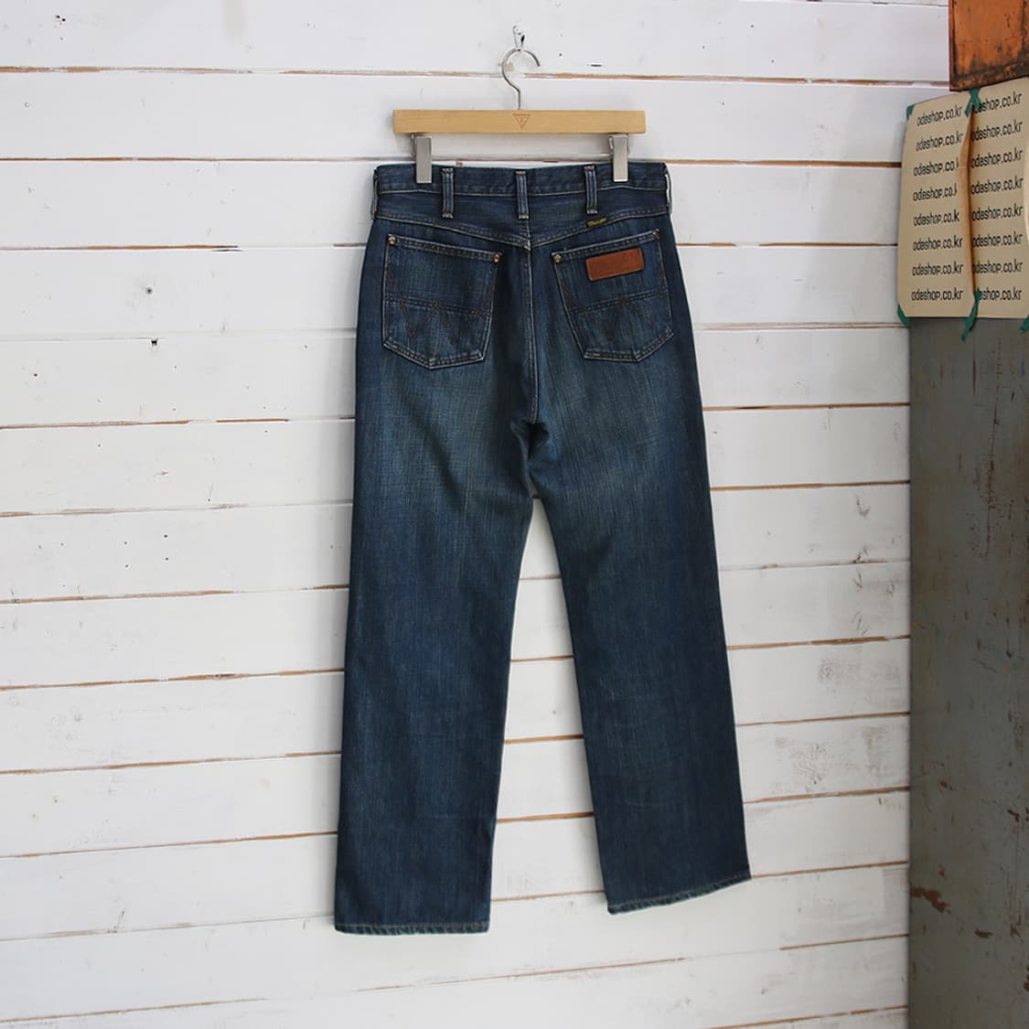 (착용컷) 90's Wrangler 데님 팬츠 (남성용 30~31) 상품이미지2