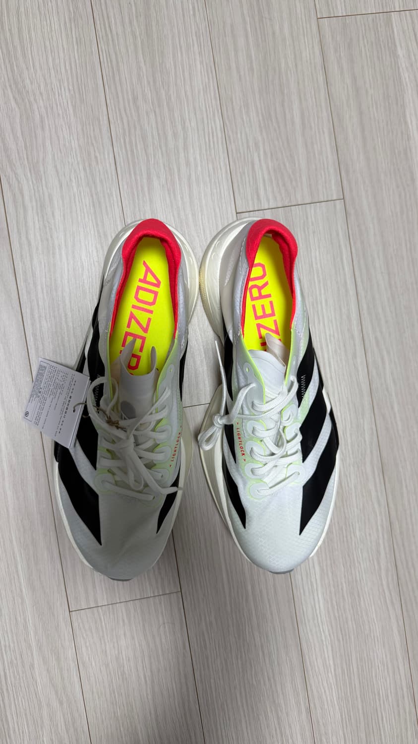 아디오스 프로4 상품이미지4