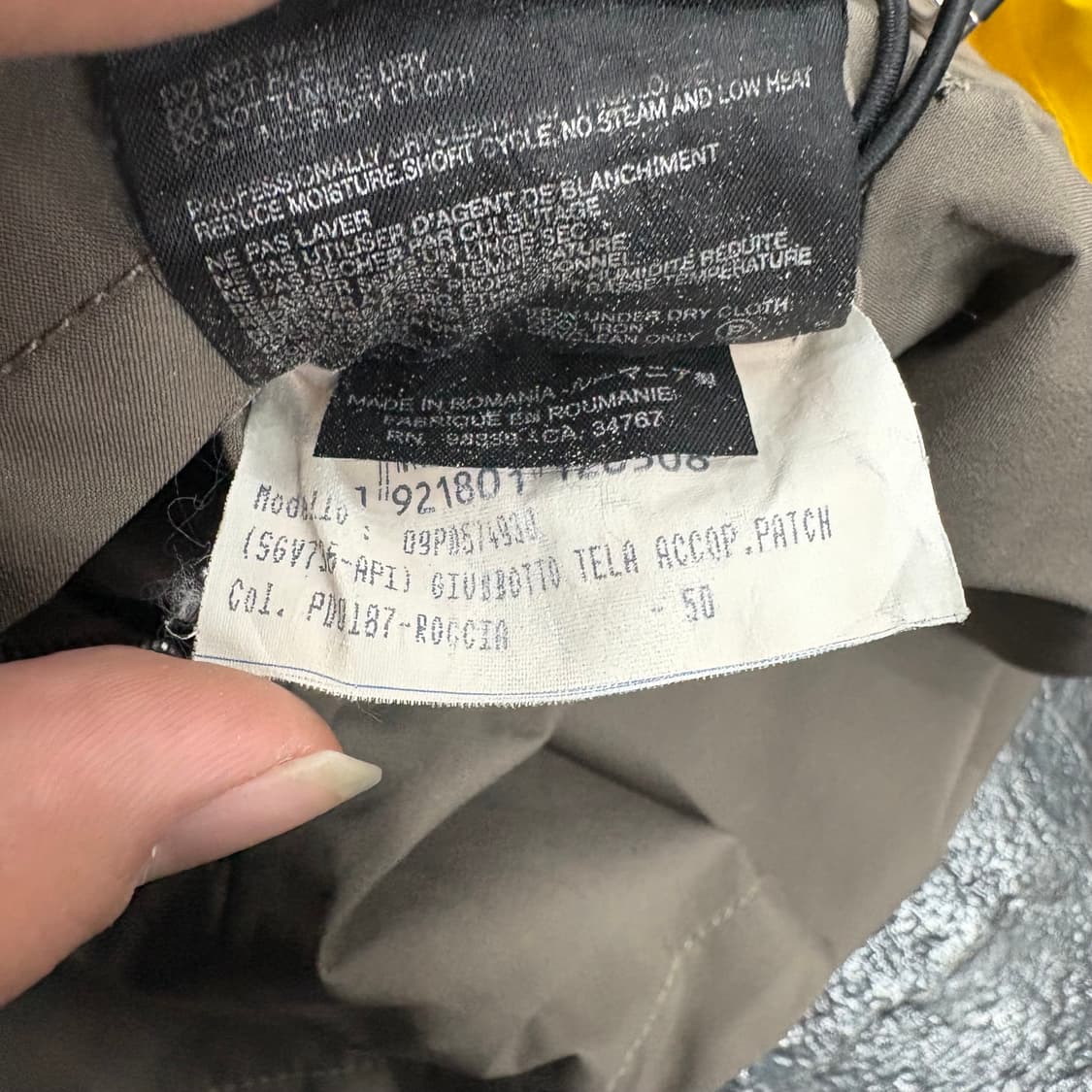 (100)프라다고어텍스바람막이 상품이미지8