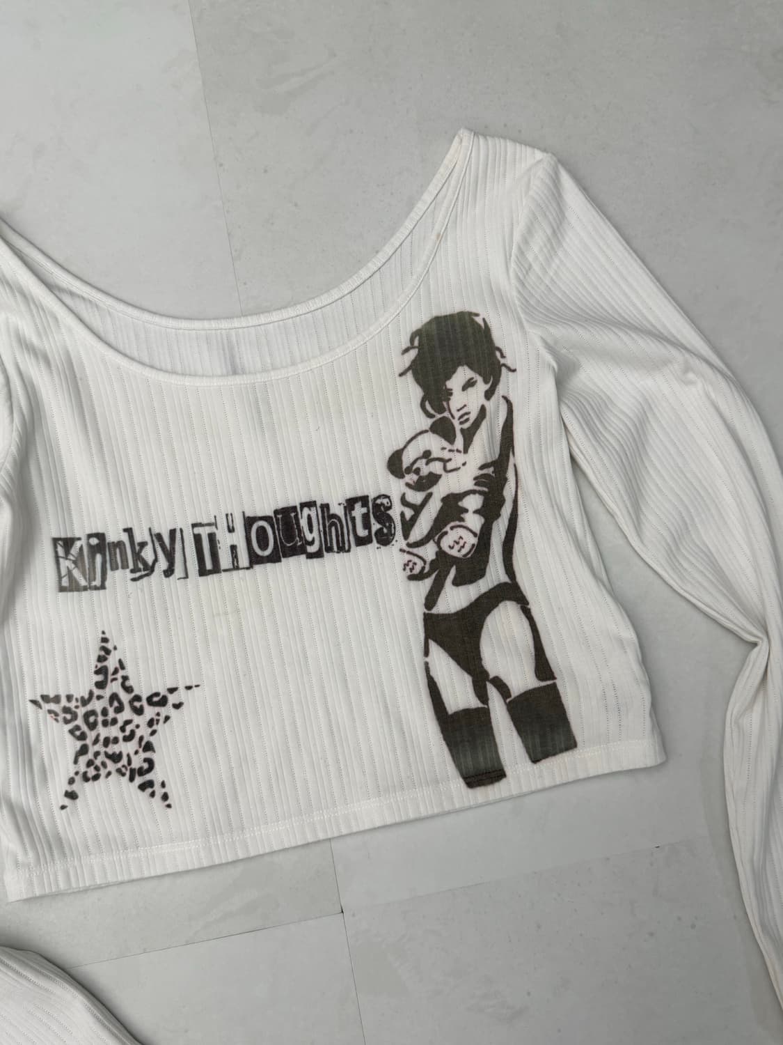 Y2K 프린팅 크롭 긴팔티  상품이미지5