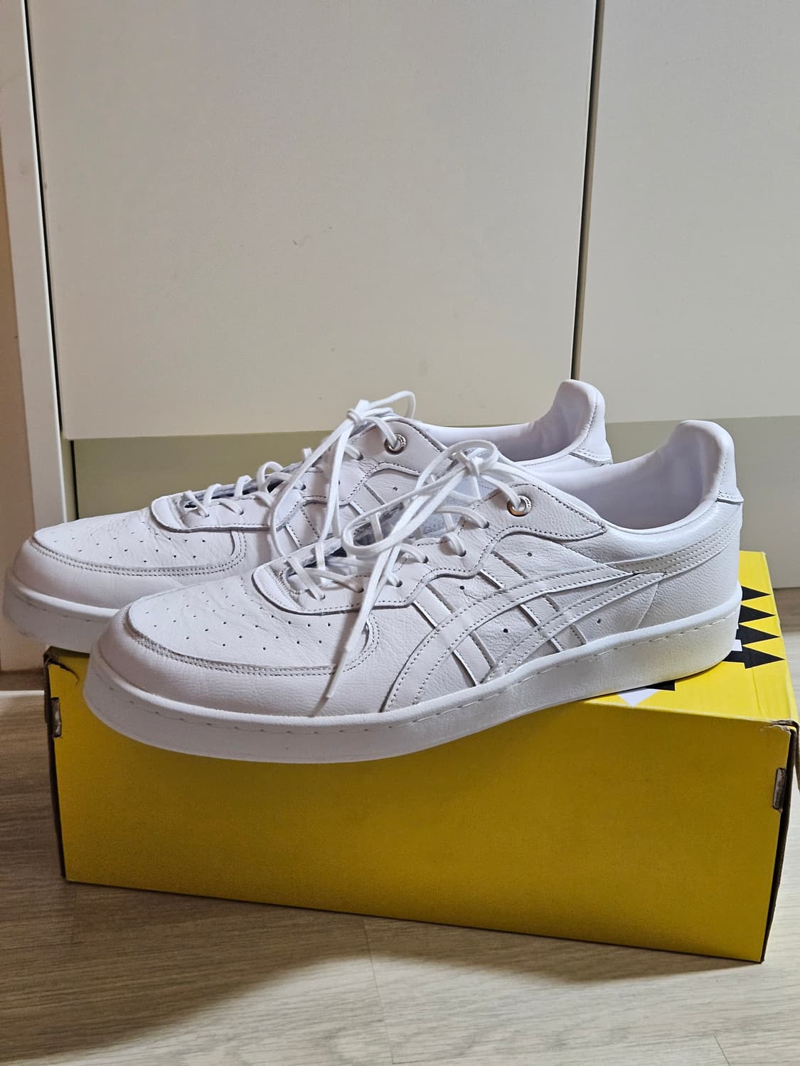 오니츠카타이거 GSM SD 올백포스 느낌 상품이미지1