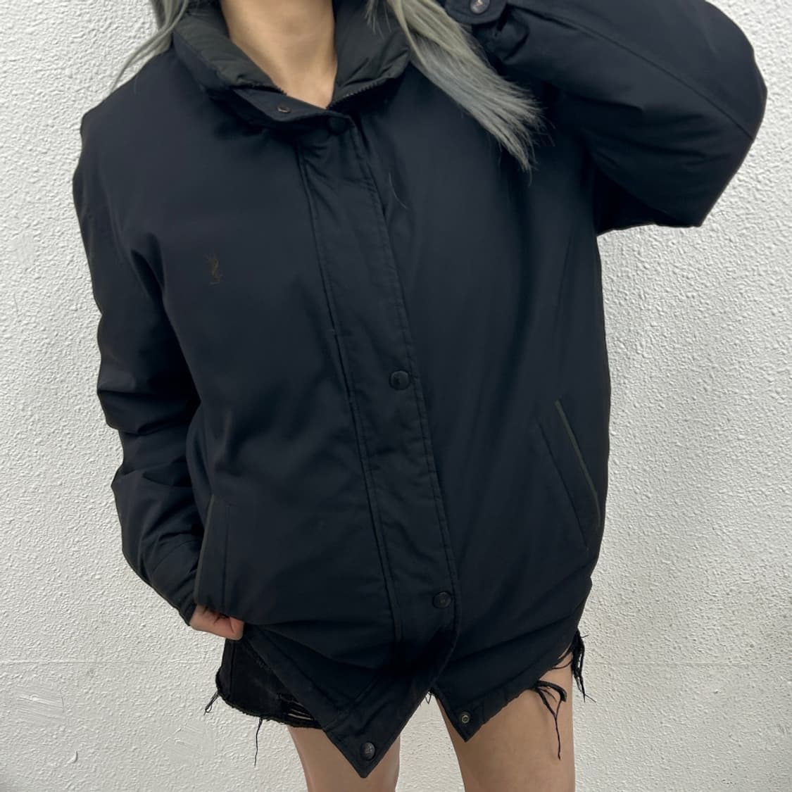 입생로랑 미니로고 차콜 패딩 자켓 상품이미지1