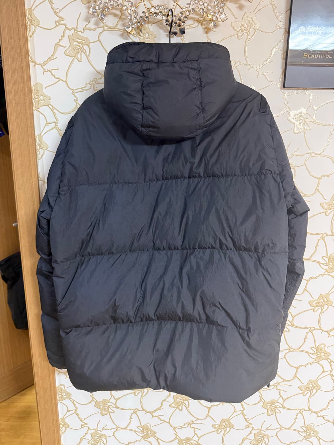 22fw 스톤아일랜드 크링클랩스 패딩 블랙 L 상품이미지2