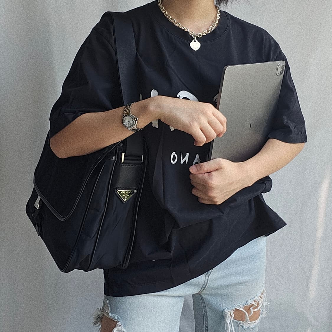 [정품 PRADA] 프라다 사이드로고 나일론 메신저백 크로스백 남녀공용 상품이미지9