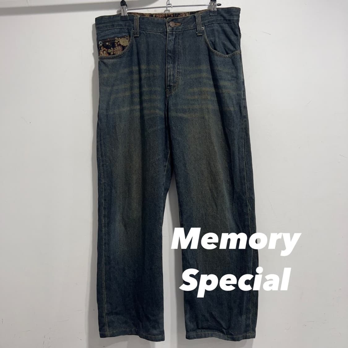 메모리 스페셜 멀티포켓 자수 데님팬츠 상품이미지1