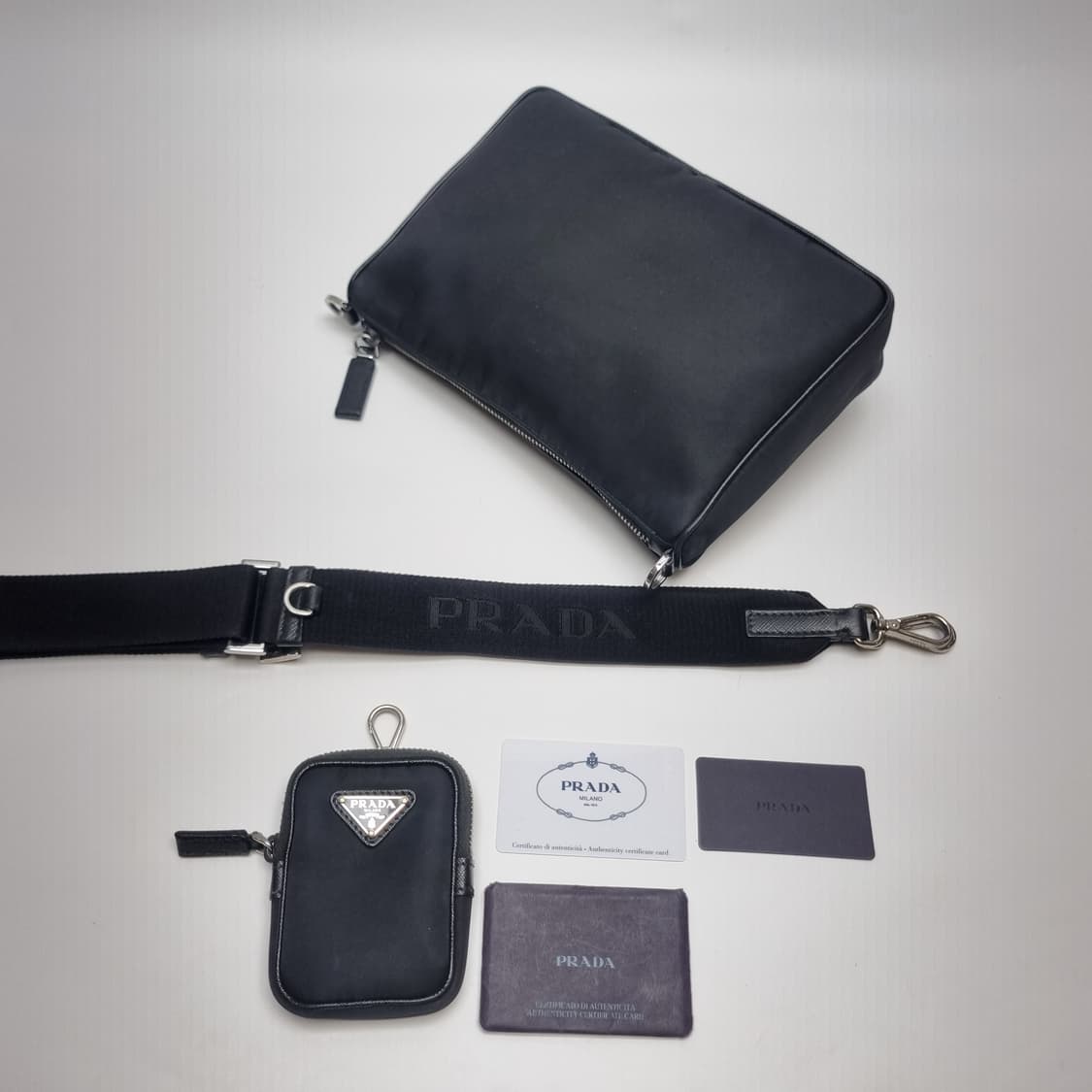 프라다 2VH113 리나일론 및 사피아노 가죽 숄더백 (신세계센텀 구매) 상품이미지6