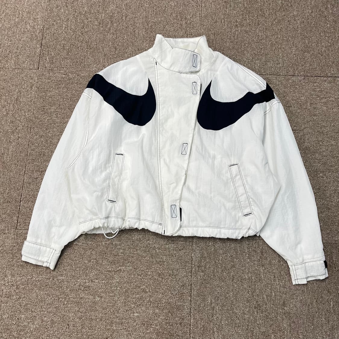 나이키 바람막이 상품이미지2