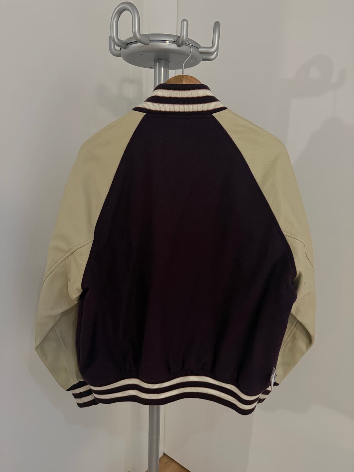 네버댓 바시티 자켓 퍼플 상품이미지5