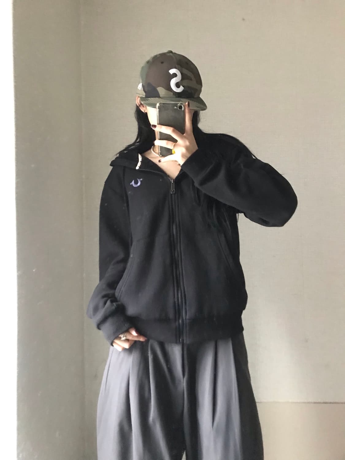 트루릴리젼 블랙 퍼후드집업 상품이미지3