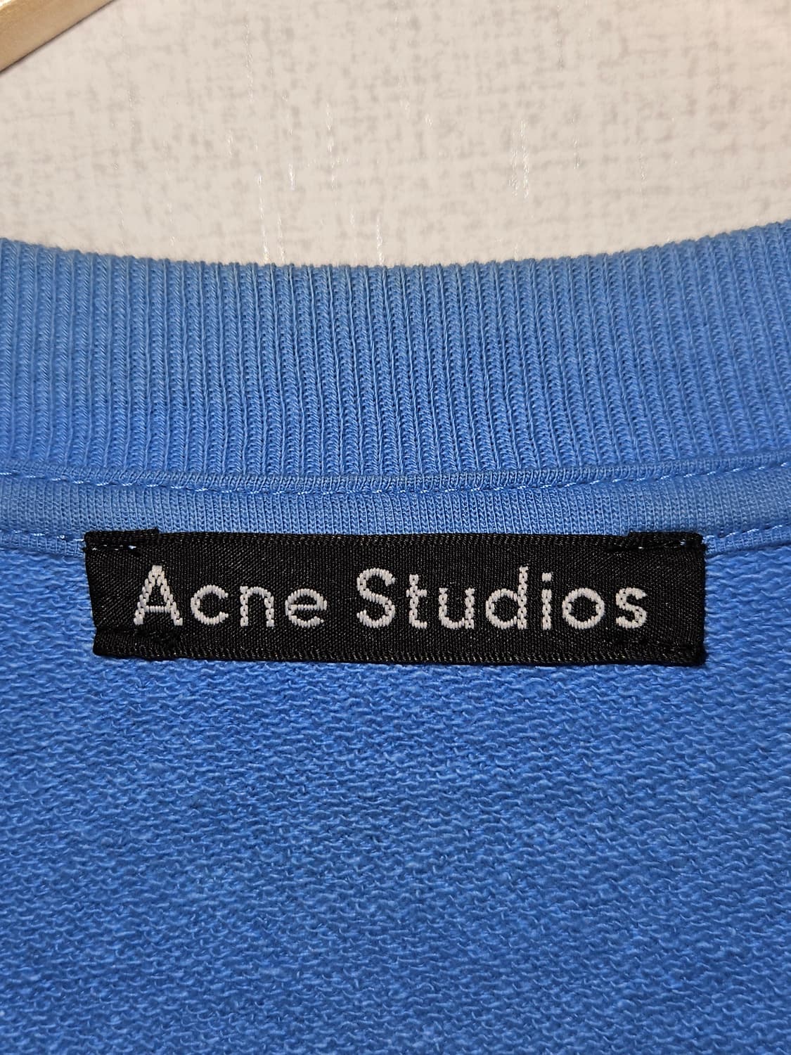 아크네스튜디오 포바 페이스패치 이모지 맨투맨 라운드넥 M (정품) 상품이미지3