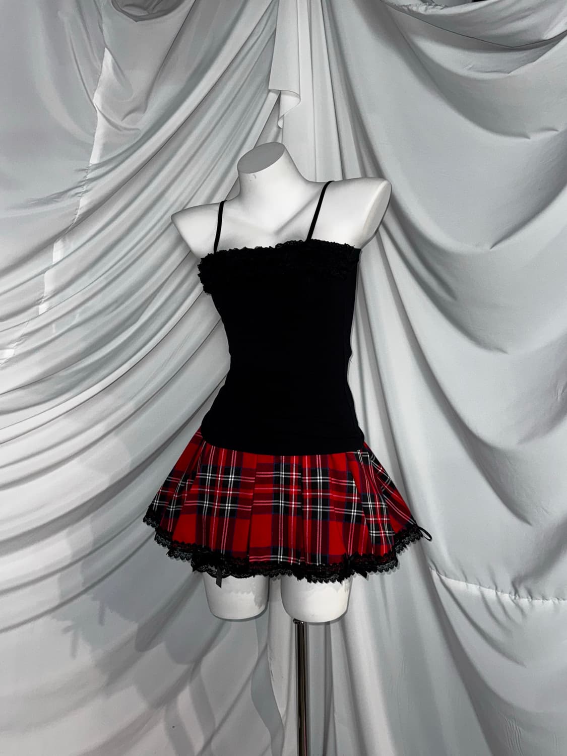 플레이보이 캐캐체아무깔 유일매물 레드체크 펑크프레피 코디세트 상품이미지4