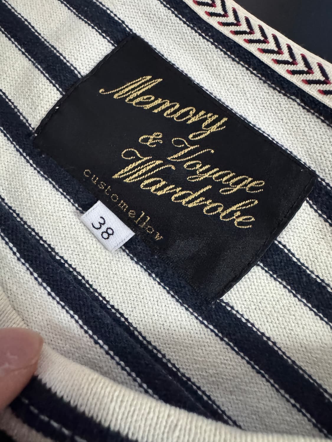 여성 코오롱 커스텀멜로우 입술넥 스트라이프 긴팔티 s 상품이미지3