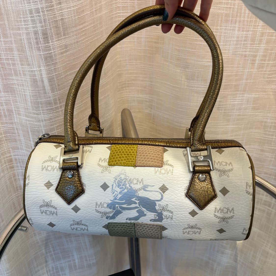 정품 MCM 비세토스 원통백     상품이미지2